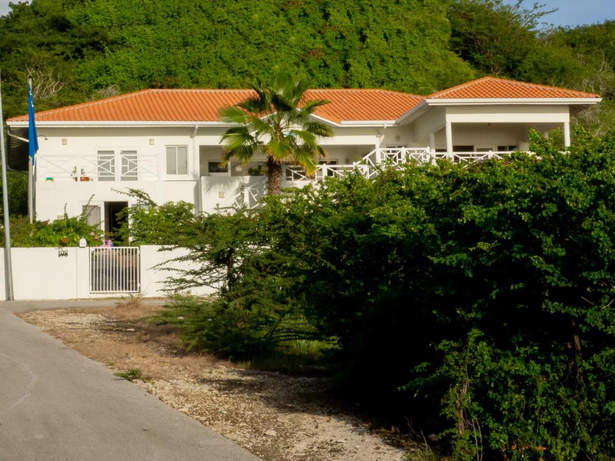 Villa Happy View Willibrordus Exterior photo