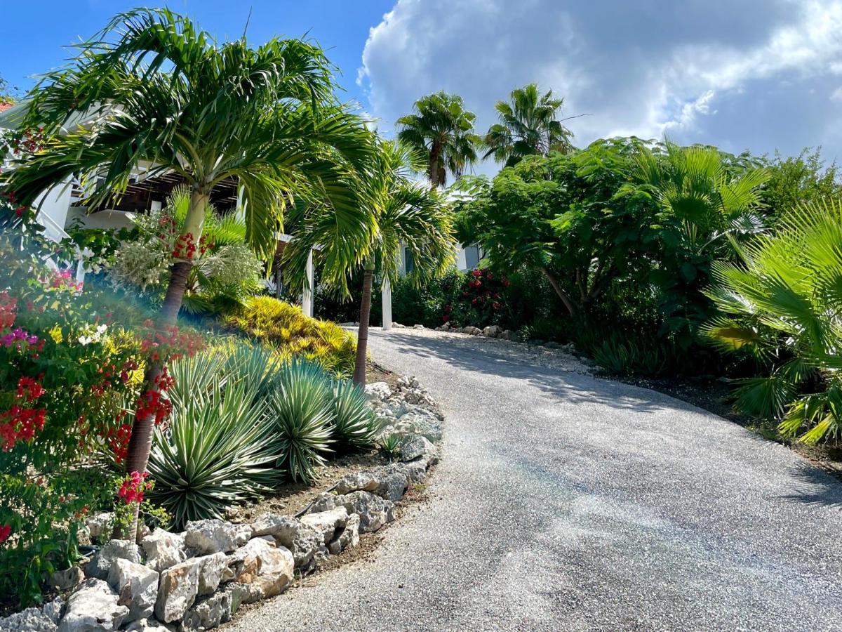 Villa Happy View Willibrordus Exterior photo